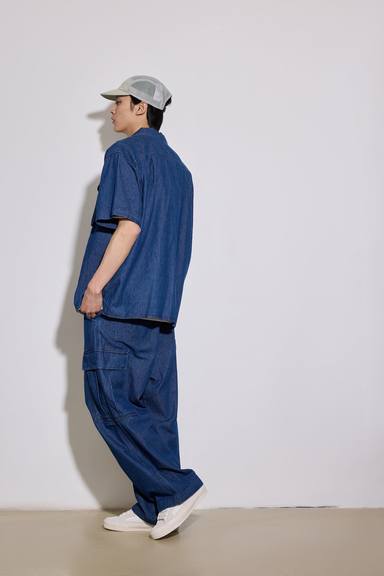 ASTLEY NEON - WHITE NYLON