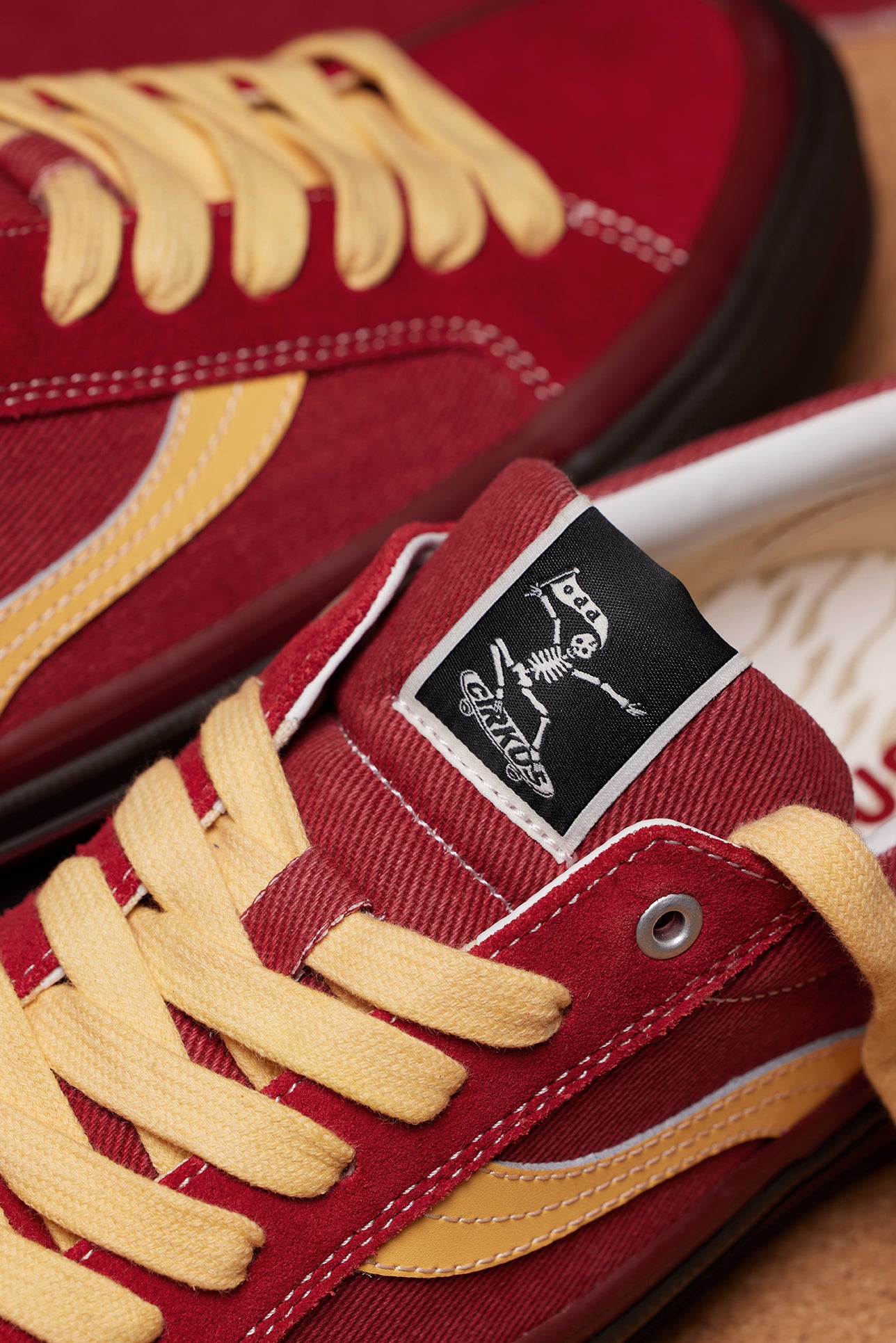 ASTLEY LOW - DARK RED