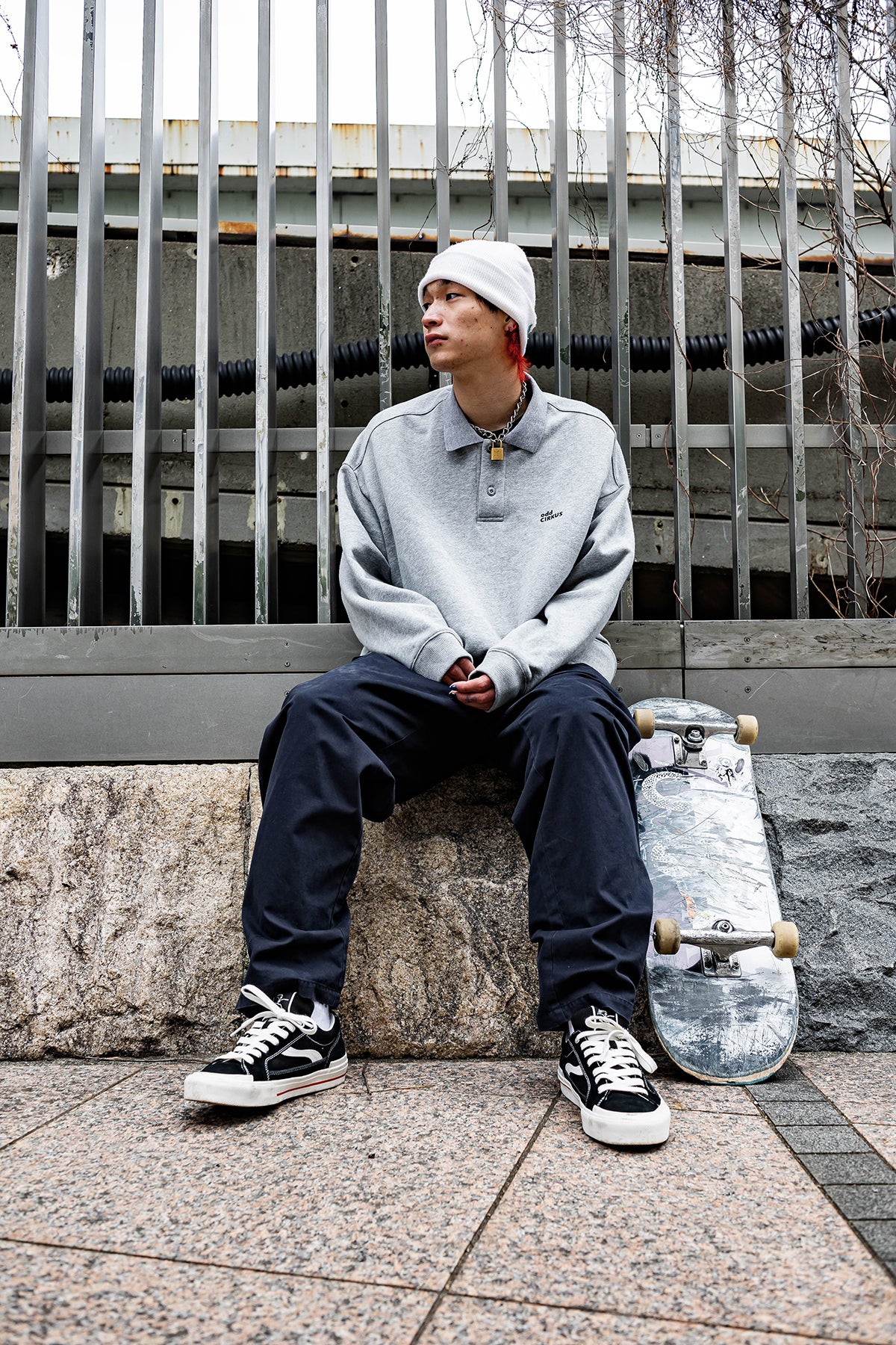 Collar Drop-shoulder T-shirt - GRAY