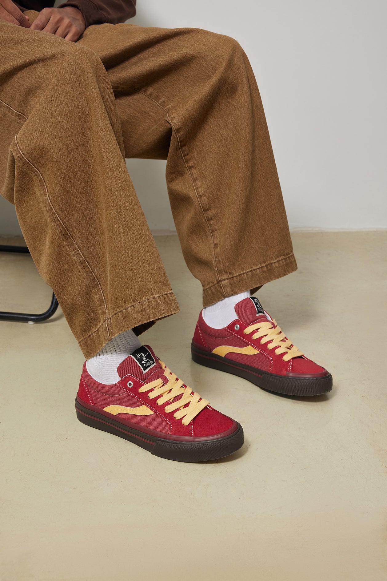 ASTLEY LOW - DARK RED