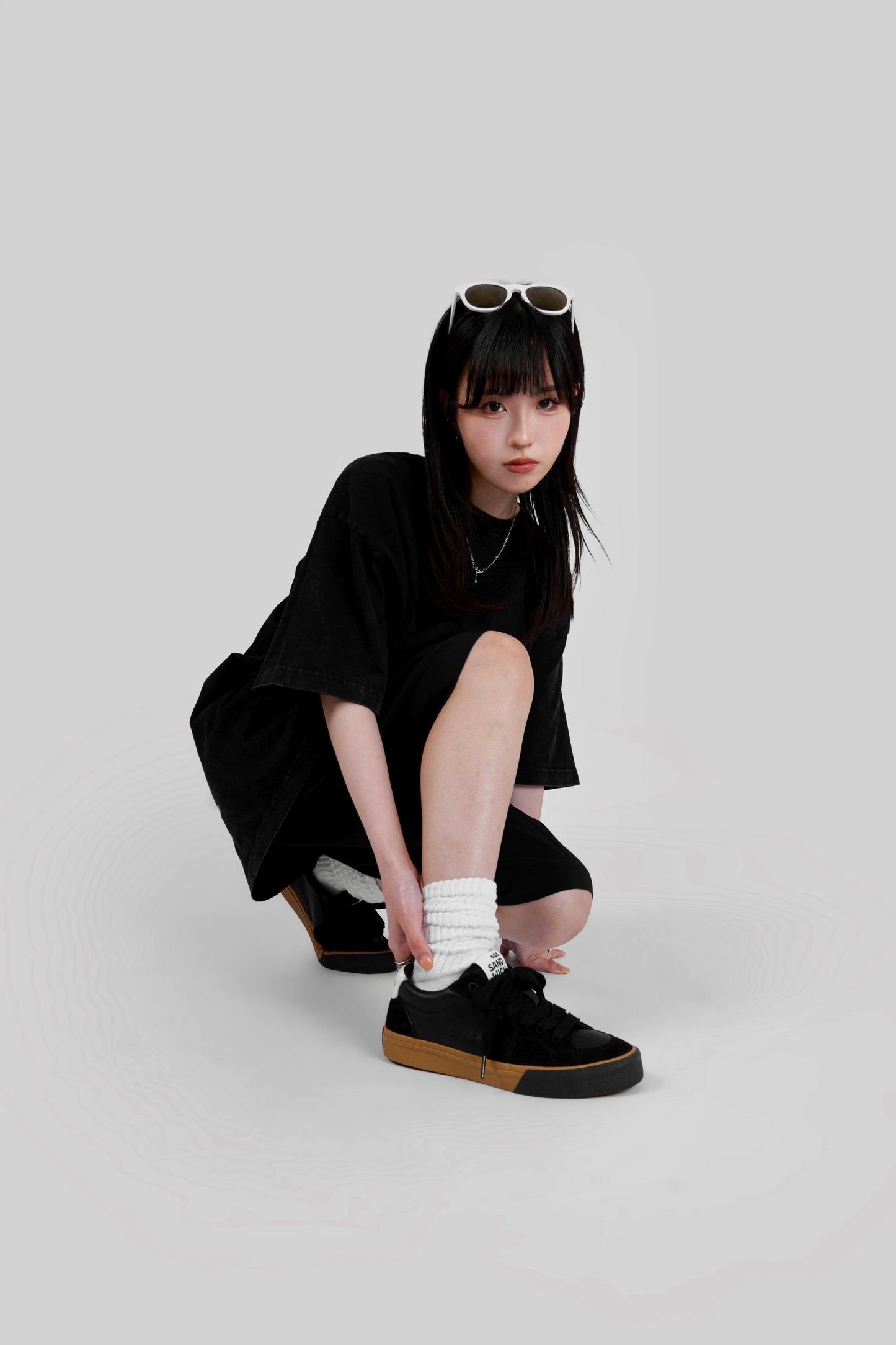 odd SANDWICH - BLACK