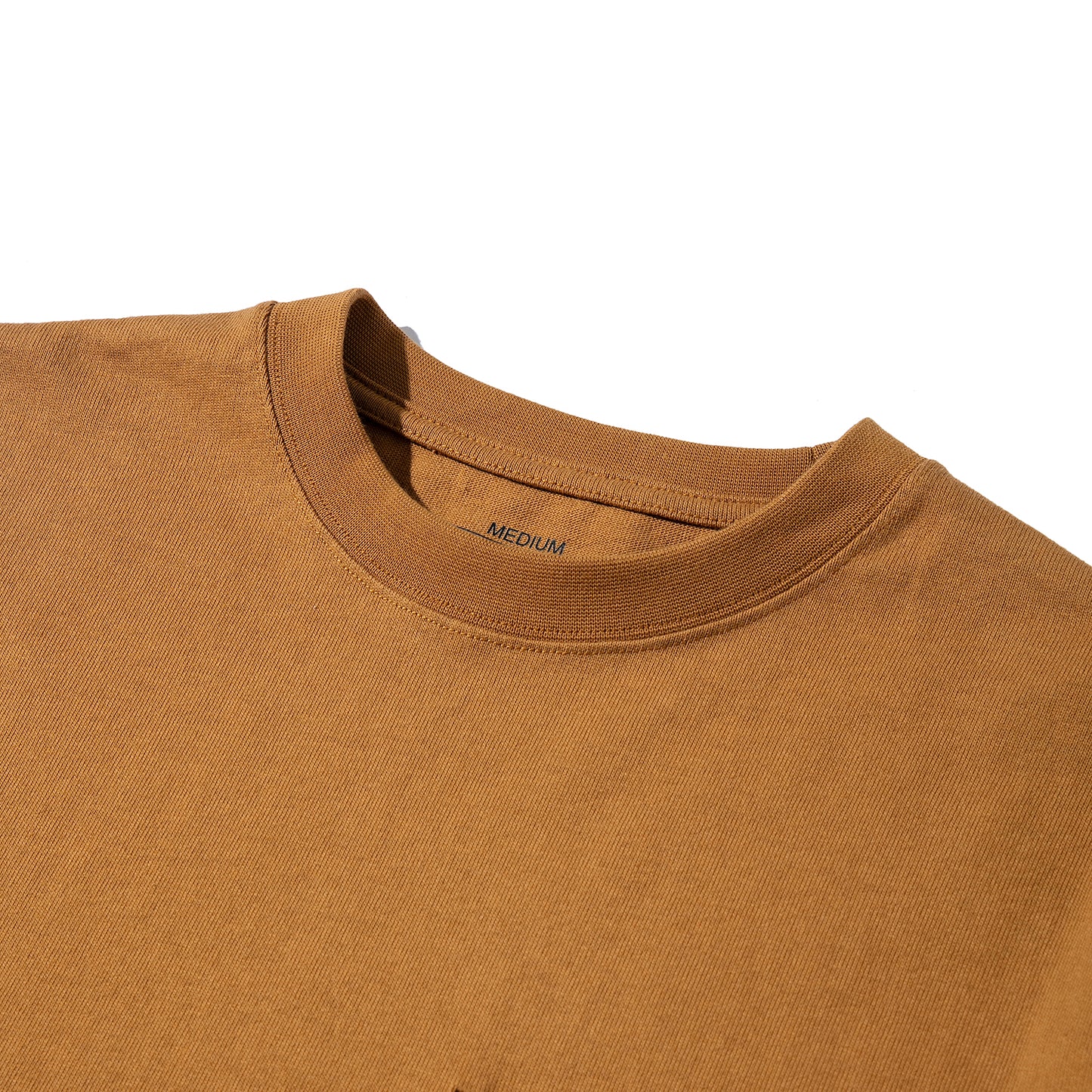 Long-sleeved letter-printed round neck T-shirt with chest pocket in Khaki